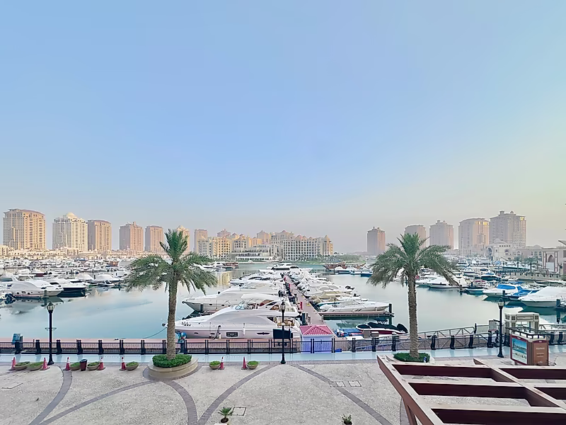 تاونهاوس عصري | 4 غرف و صالة - Photo 1