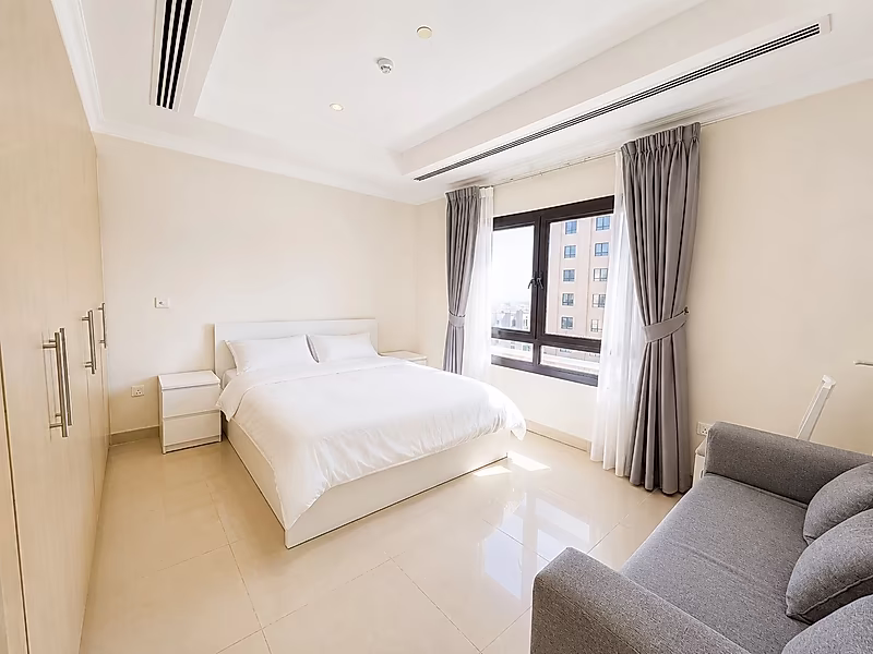STYLISH AND CLEAN 1-BEDROOM IN THE PEARL - Photo 6