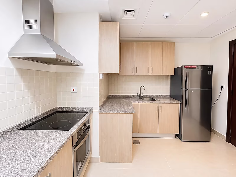 STYLISH AND CLEAN 1-BEDROOM IN THE PEARL - Photo 9