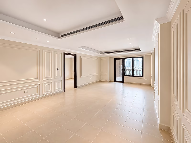 SPACIOUS 1-BEDROOM RESIDENCE | WATERFRONT LIVING - Photo 1