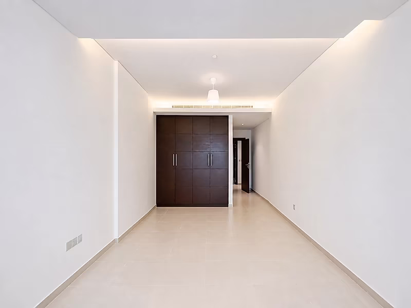 MODERN 1-BEDROOM APARTMENT IN VIVA BAHRIYA - Photo 8