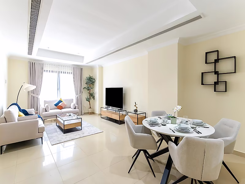 A Short Stay Fully Equipped 1-Bedroom in Porto Arabia - Photo 2