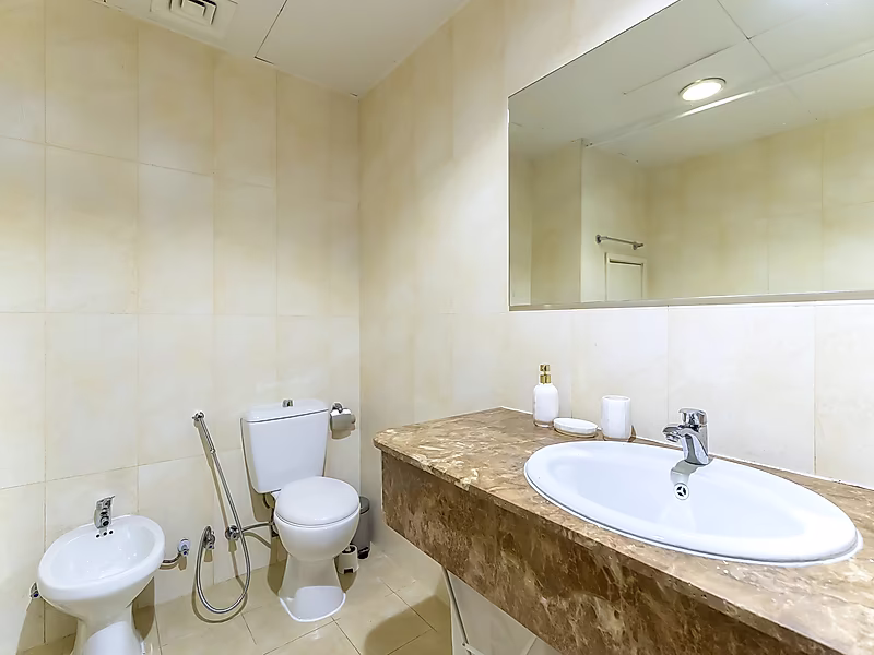 A Short Stay Fully Equipped 1-Bedroom in Porto Arabia - Photo 13