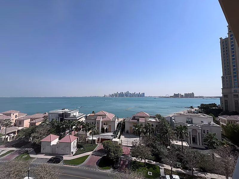Luxury 1-Bedroom Apartment full Seaview / The Pear /  With only 10% Down Payment . - Photo 1