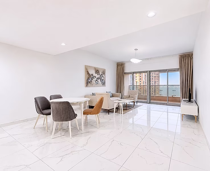 SPACIOUS 1 BEDROOM IN PRIME WEST BAY AREA - Photo 2