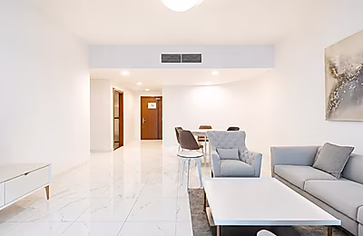 SPACIOUS 1 BEDROOM IN PRIME WEST BAY AREA