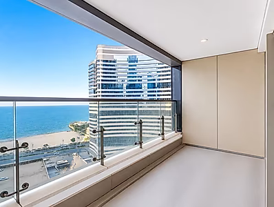 SPACIOUS 1 BEDROOM IN PRIME WEST BAY AREA