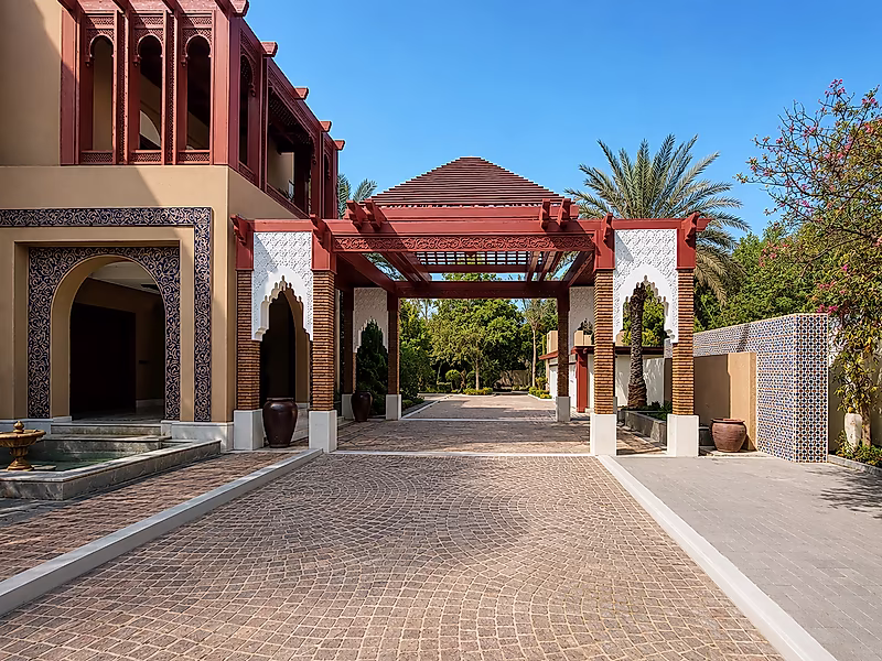 BRAND NEW ELEGANT 3BR STANDALONE VILLA - Photo 2