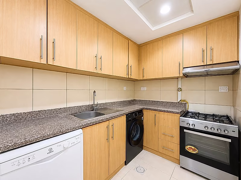 SEMI FURNISHED 1BR WITH BILLS INCLUDED FOX HILLS - Photo 3