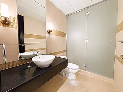 BRIGHT 2BR WITH BALCONY IN PORTO ARABIA LIVING