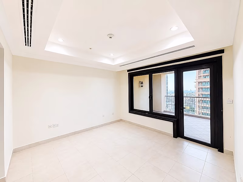 BRIGHT 2BR WITH BALCONY IN PORTO ARABIA LIVING - Photo 7