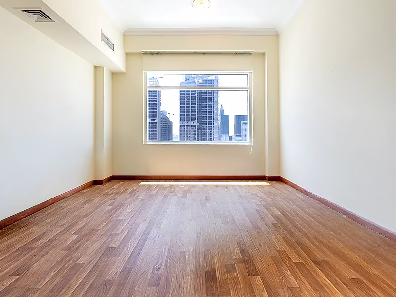 Spacious 3-Bedroom Unfurnished Apartment | High Floor | West Bay - Photo 5