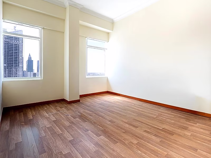 Spacious 3-Bedroom Unfurnished Apartment | High Floor | West Bay - Photo 9