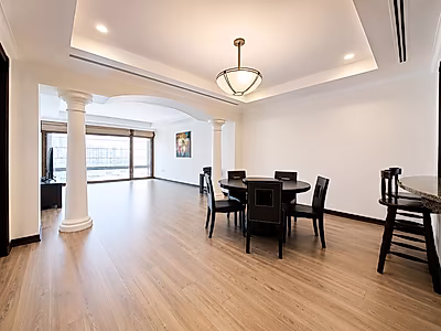 LIVE BY THE MARINA VIEW 2 BEDROOM TOWNHOUSE