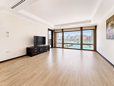 LIVE BY THE MARINA VIEW 2 BEDROOM TOWNHOUSE