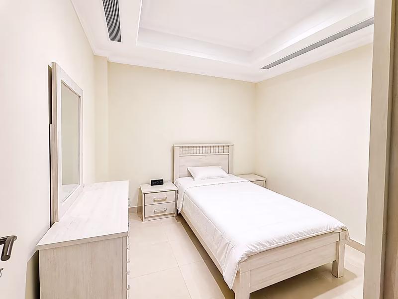 PREMIUM 1BR + OFFICE READY FOR IMMEDIATE MOVE - Photo 8