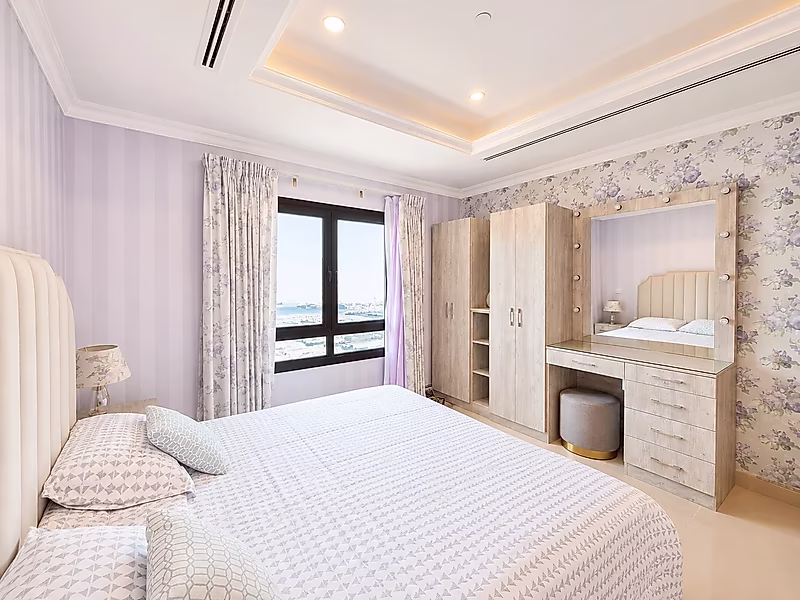 STUNNING STUDIO APARTMENT WITH MARINA VIEW - Photo 5