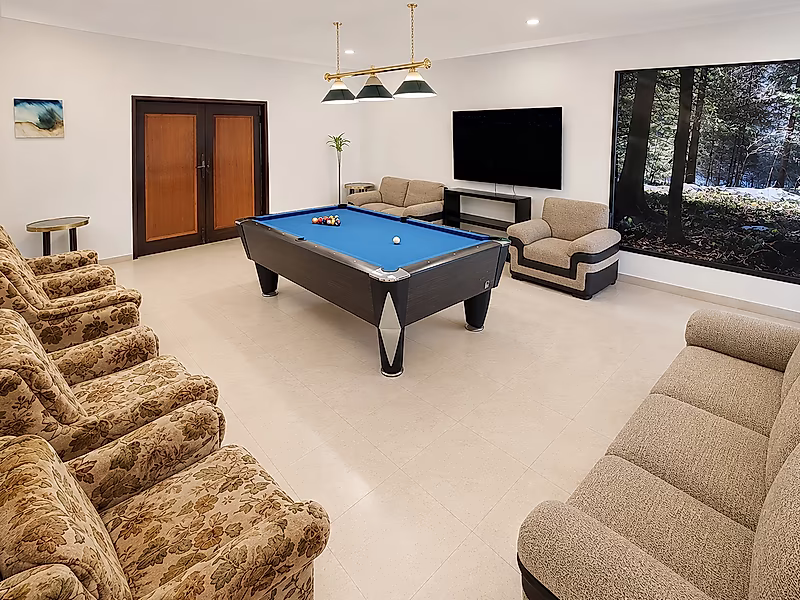 Spacious 9-Bedroom Villa for Sale in Al Rayyan Al Atiq - Photo 11