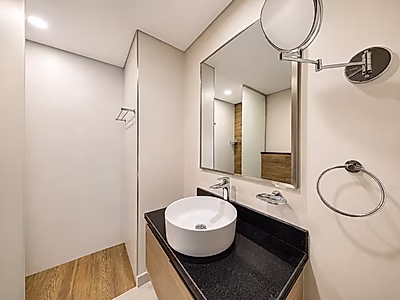 BRIGHT AND SPACIOUS 2BR READY FOR OCCUPANCY