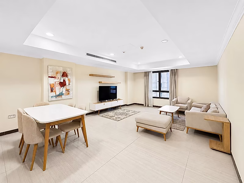 1BR APARTMENT WITH MODERN FINISHES IN PEARL - Photo 1