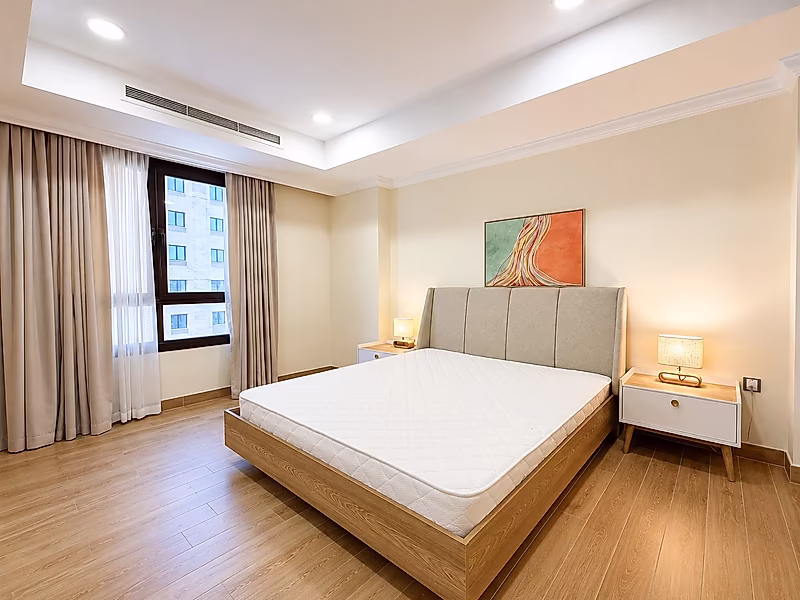 1BR APARTMENT WITH MODERN FINISHES IN PEARL - Photo 2