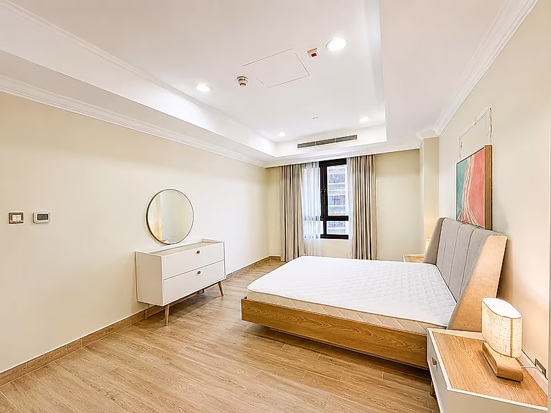 1BR APARTMENT WITH MODERN FINISHES IN PEARL - Photo 4