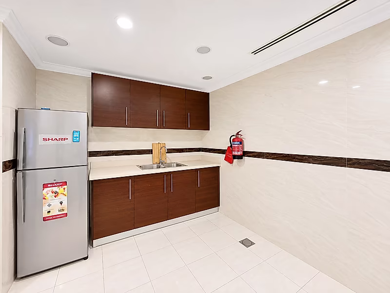 1BR APARTMENT WITH MODERN FINISHES IN PEARL - Photo 5