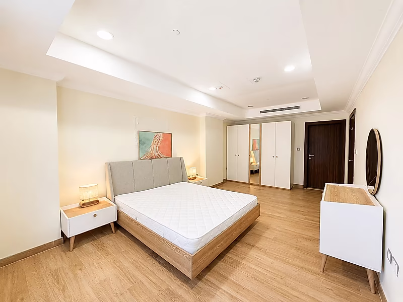 1BR APARTMENT WITH MODERN FINISHES IN PEARL - Photo 6