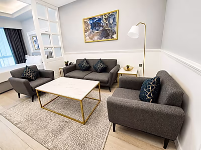 READY STUDIO WITH GREAT AMENITIES AND UTILITIES IN