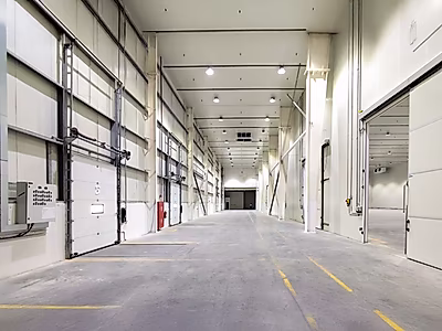 Air-Conditioned Warehouses | Various Sizes