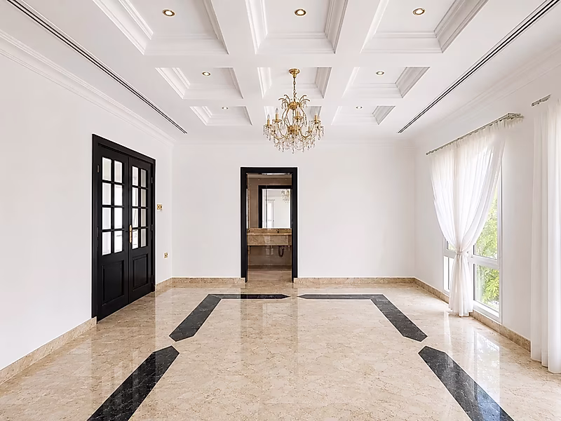 LARGE 6BR+MAID VILLA WITH POOL READY TO RENT NOW - Photo 7
