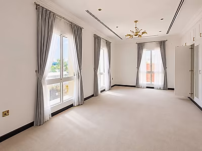LARGE 6BR+MAID VILLA WITH POOL READY TO RENT NOW