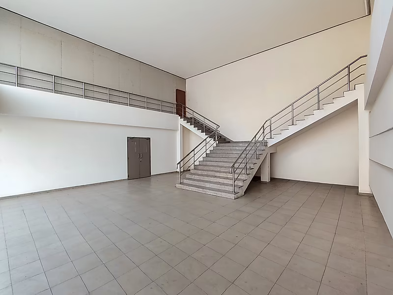 ساحة صناعية آمنة | 1500 متر مربع - Photo 4