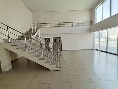 ساحة صناعية آمنة | 1500 متر مربع