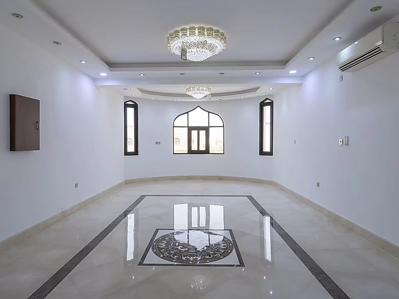 LUXURIOUS 6 BEDROOMS+M VILLA | TITLE DEED - Photo 4