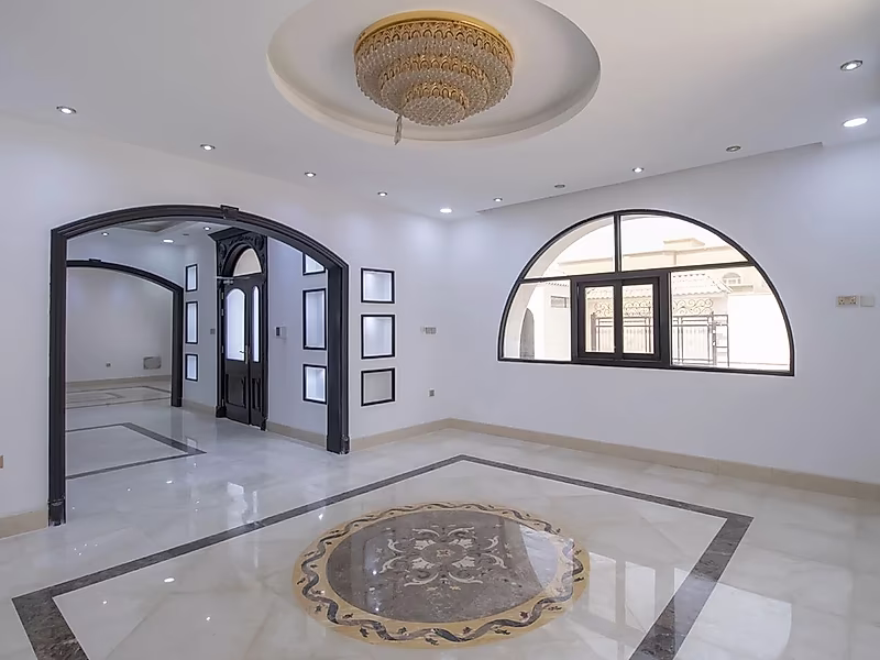 LUXURIOUS 6 BEDROOMS+M VILLA | TITLE DEED - Photo 5