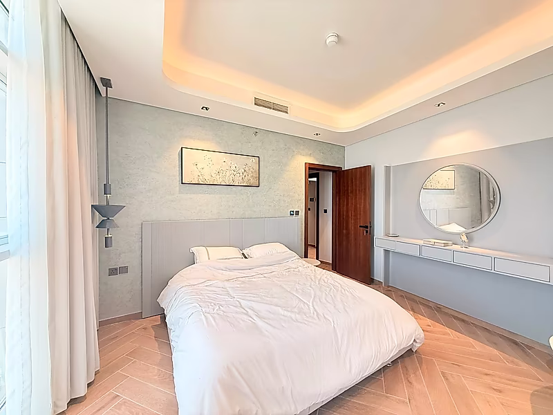 Luxurious 1 Bedroom with Beach Access - Photo 8