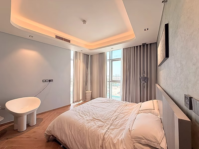 Luxurious 1 Bedroom with Beach Access - Photo 9
