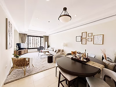SPACIOUS 2 BEDROOM WITH PANORAMIC SEA VIEW