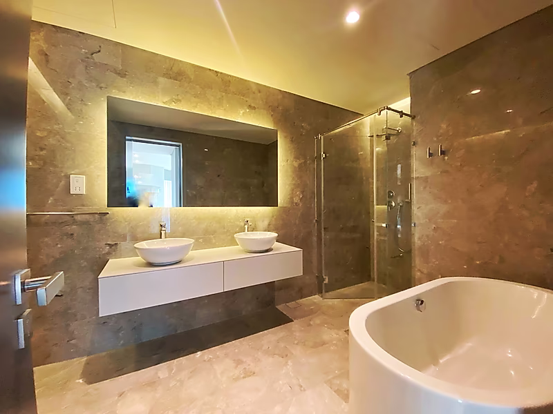 Spacious 2BDR 2.5BTH Ready Unit with Payment Plan - Photo 3