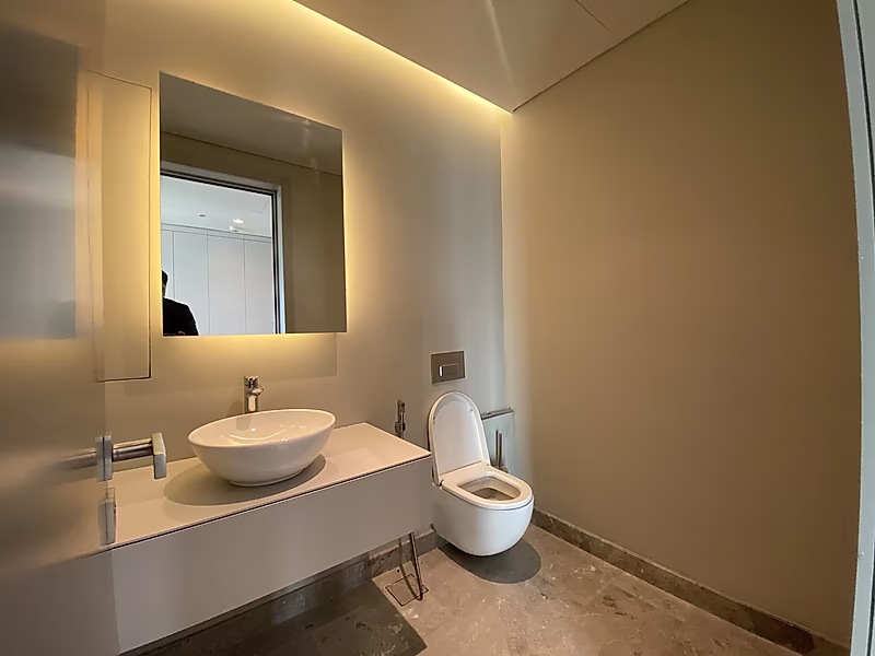 Spacious 2BDR 2.5BTH Ready Unit with Payment Plan - Photo 8