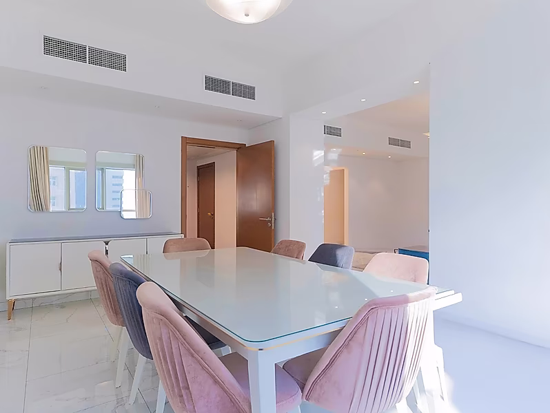 BRIGHT 3BR+MAID HIGH FLOOR IN WEST BAY - Photo 11