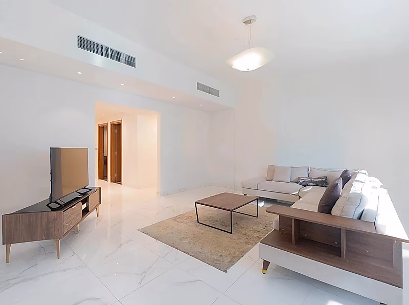 BRIGHT 3BR+MAID HIGH FLOOR IN WEST BAY - Photo 12