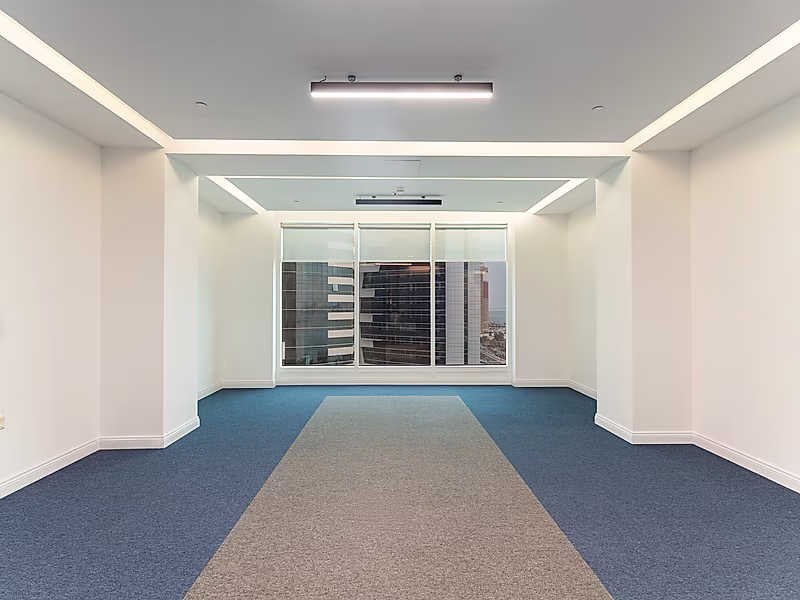 Ready-to-Move Partitioned Office | 213 SQM | Prime West Bay - Photo 2