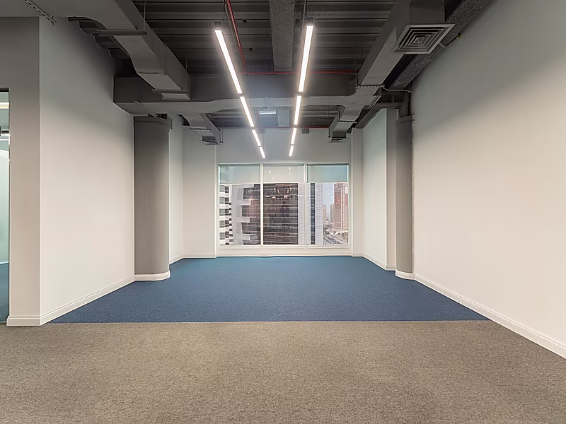 Ready-to-Move Partitioned Office | 213 SQM | Prime West Bay - Photo 6