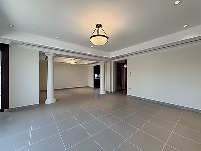 Exquisite 4BR Townhouse | Modern Living
