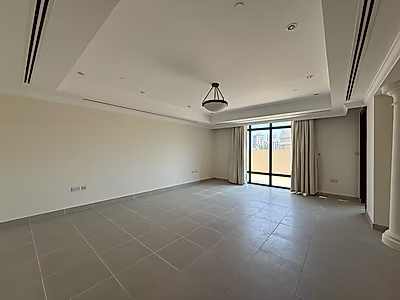 Exquisite 4BR Townhouse | Modern Living