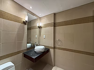 Exquisite 4BR Townhouse | Modern Living