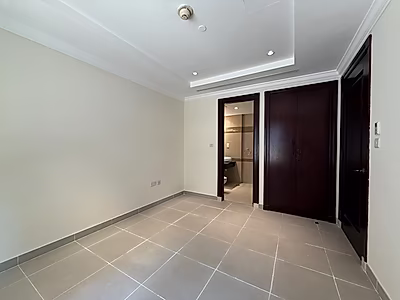 Exquisite 4BR Townhouse | Modern Living