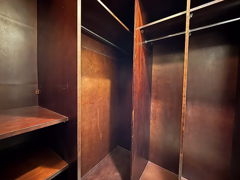Exquisite 4BR Townhouse | Modern Living - Photo 63